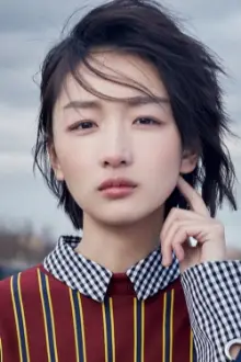 Zhou Dongyu como: Jing