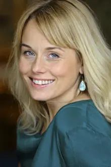 Helena af Sandeberg como: Ewa Kaludis