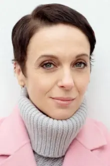 Amanda Abbington como: DC Louise Munroe