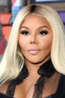 Lil' Kim como: Self (archive footage)