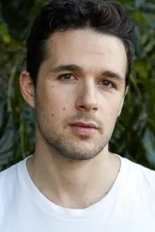 Marc Bendavid como: Phillip