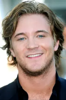 Michael Welch como: J.R.