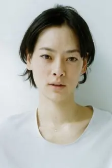 Mikako Ichikawa como: Mako Kuroe