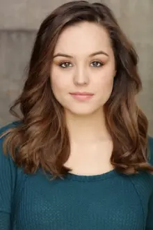 Hayley Orrantia como: Penny