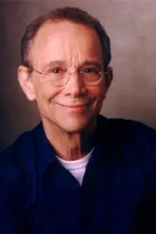 Joel Grey como: Burgel