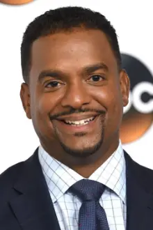 Alfonso Ribeiro como: Host