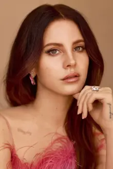 Lana Del Rey como: Ela mesma