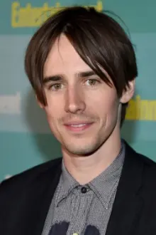 Reeve Carney como: Ele mesmo