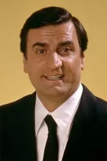 Aldo Maccione como: Vittorio Garibaldi