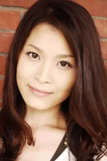 Yuhko Kaida como: Sarah Sinclair (voice)