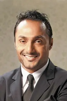 Rahul Bose como: Son