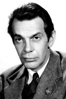 Raymond Massey como: King Cutler