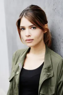 Jasmin Lord como: Milla