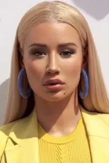 Iggy Azalea como: 