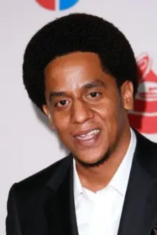 Tego Calderon como: Tego Leo