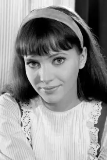 Anna Karina como: Elle