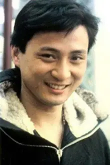 Kent Tong como: 沈嘉南