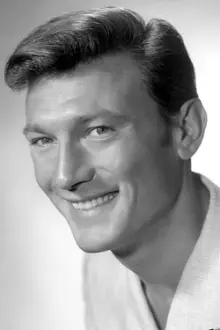 Laurence Harvey como: Sean McKenna