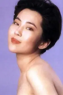 Isabelle Chow Wang como: Rui Zhu / Shui Chu
