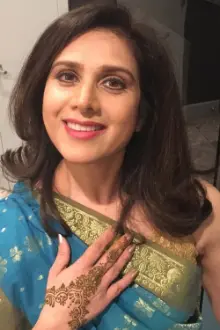 Meenakshi Sheshadri como: Padma