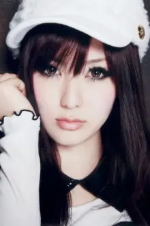 Eri Kitamura como: QUNA