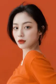 Kang Min-ah como: Yoon Mi-do