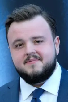 John Bradley como: Max Drummond