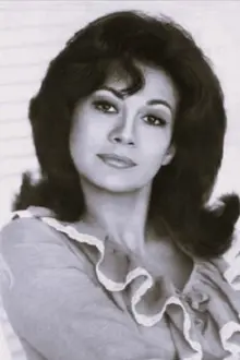 BarBara Luna como: Leona (as Barbara Luna)