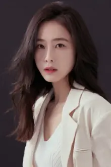 홍수현 como: Jin-yi