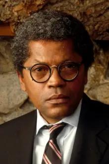 Clarence Williams III como: Blood