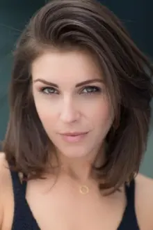 Lili Mirojnick como: Jordana