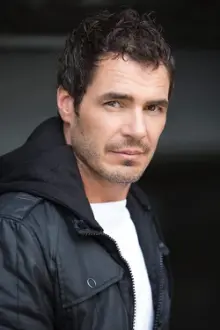 Dan Payne como: Grakker