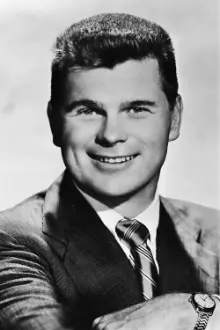 Barry Nelson como: Bob McKellaway