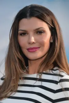 Ali Landry Monteverde como: Self - Presenter