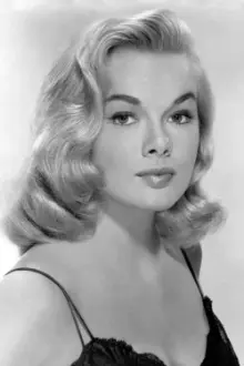 Leslie Parrish como: Kathy Logan