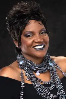 Anna Maria Horsford como: Mrs. Pierson