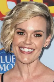 Kari Wahlgren como: Bea (voice)