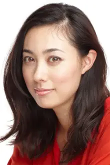 Kazue Fukiishi como: Kimejima mayuko
