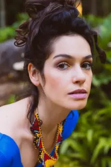 Maria Flor como: Juliana