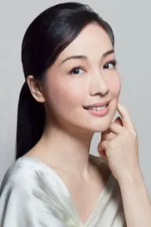 Elena Kong Mei-Yee como: Lily