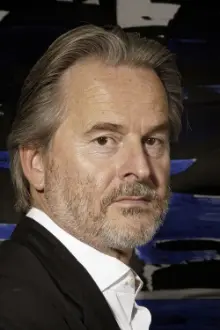 Trevor Eve como: Mark