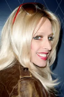 Alexis Arquette como: Cleo