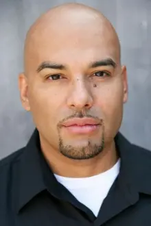 Luis Moncada como: Grueso