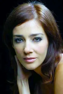 Paola Krum como: Laura Ledesma