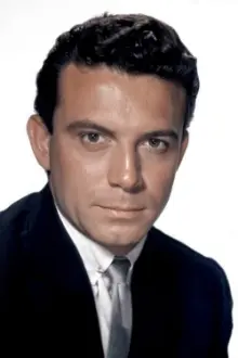 Anthony Franciosa como: Matt Helm