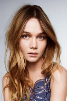 Imogen Waterhouse como: Marie