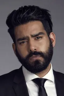 Rahul Kohli como: Ed