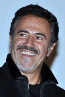 José Garcia como: Christophe Leroy