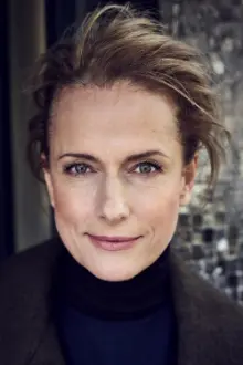 Claudia Michelsen como: Anne May