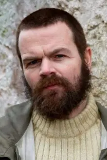 Stephen Walters como: Rob